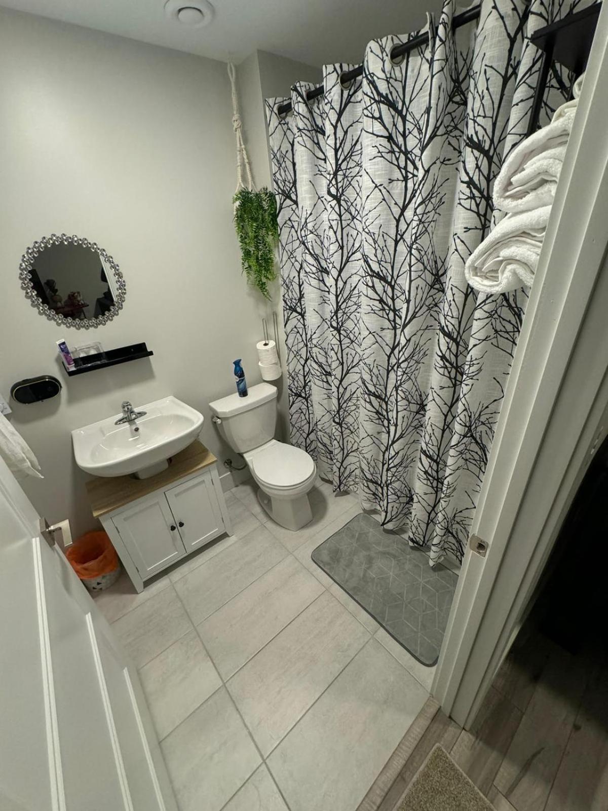 Choicest Cozy Stay Halifax Exterior foto